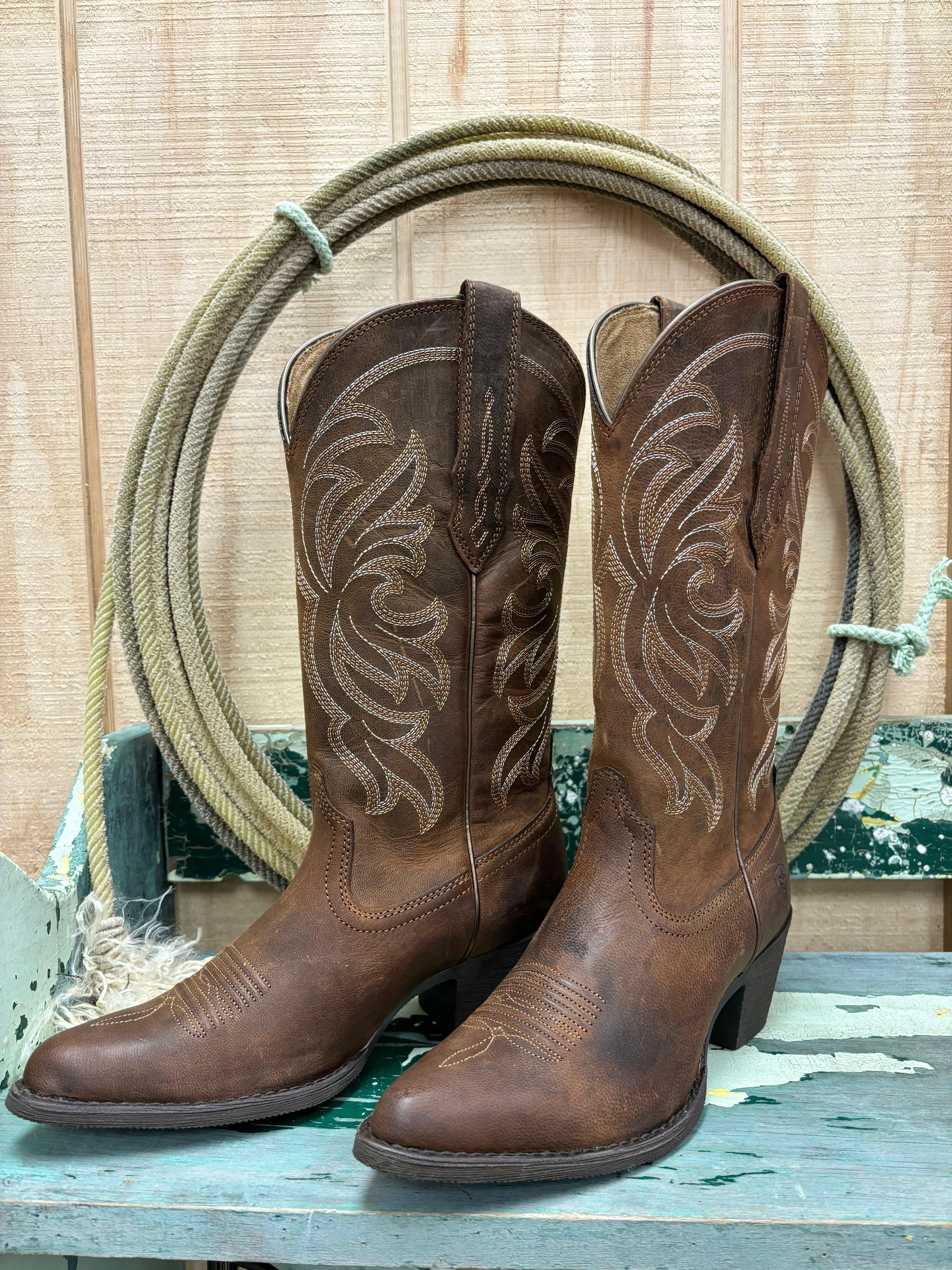 Ariat Women's Heritage Sassy Brown Stretchfit  J Toe Cowgirl Boots 10051051