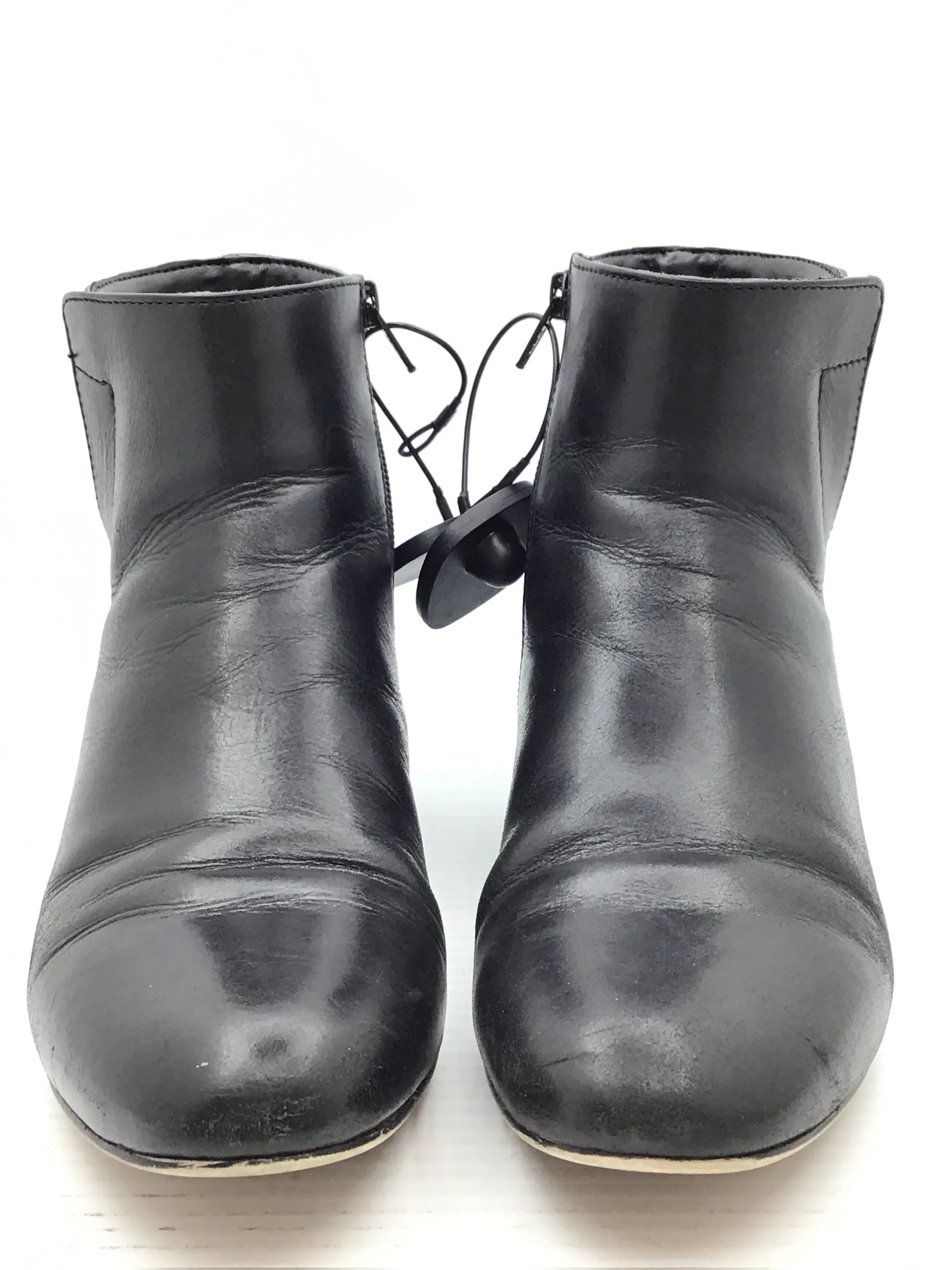 Boots Designer By Michael By Michael Kors  Size: 9