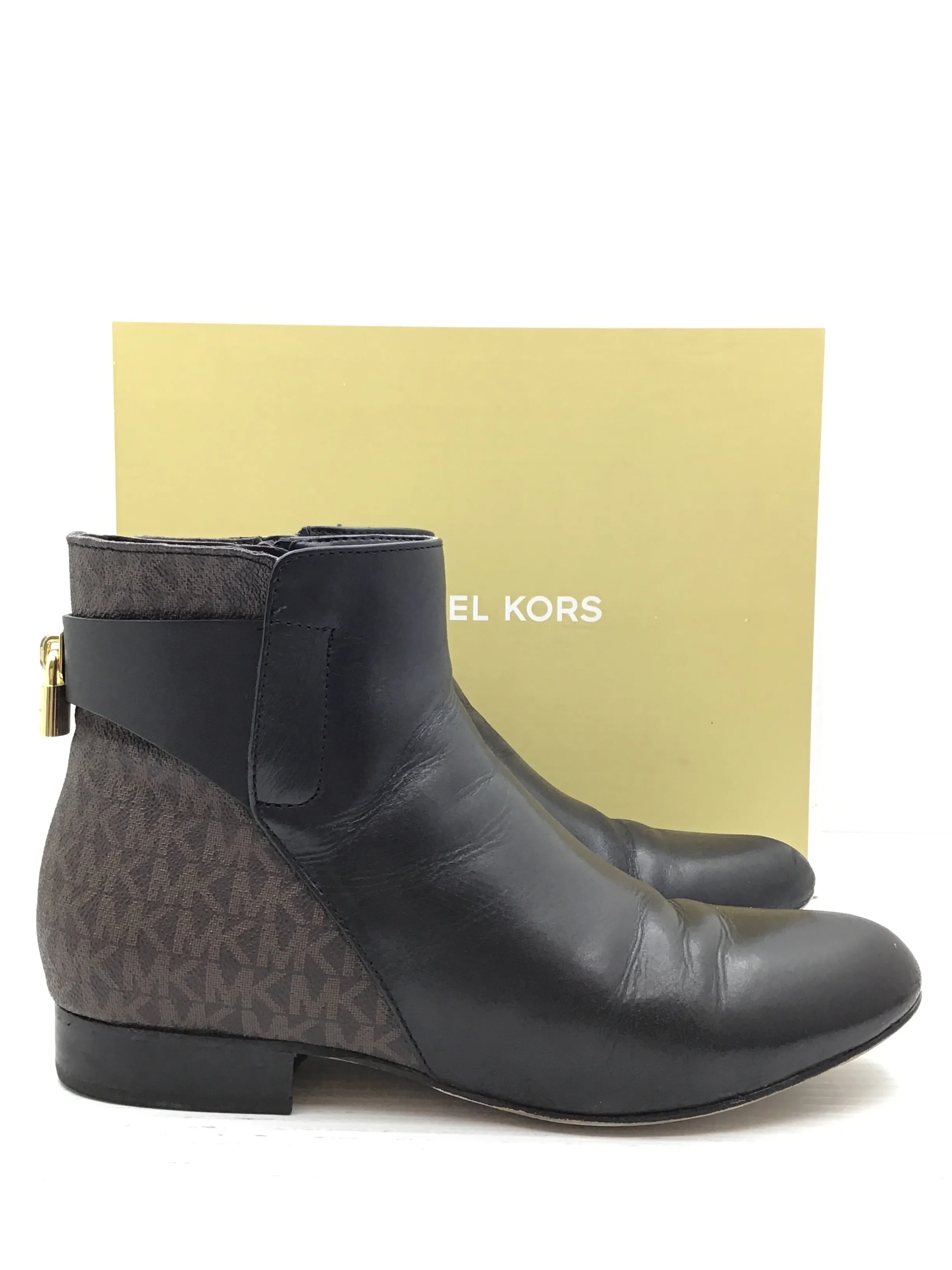 Boots Designer By Michael By Michael Kors  Size: 9