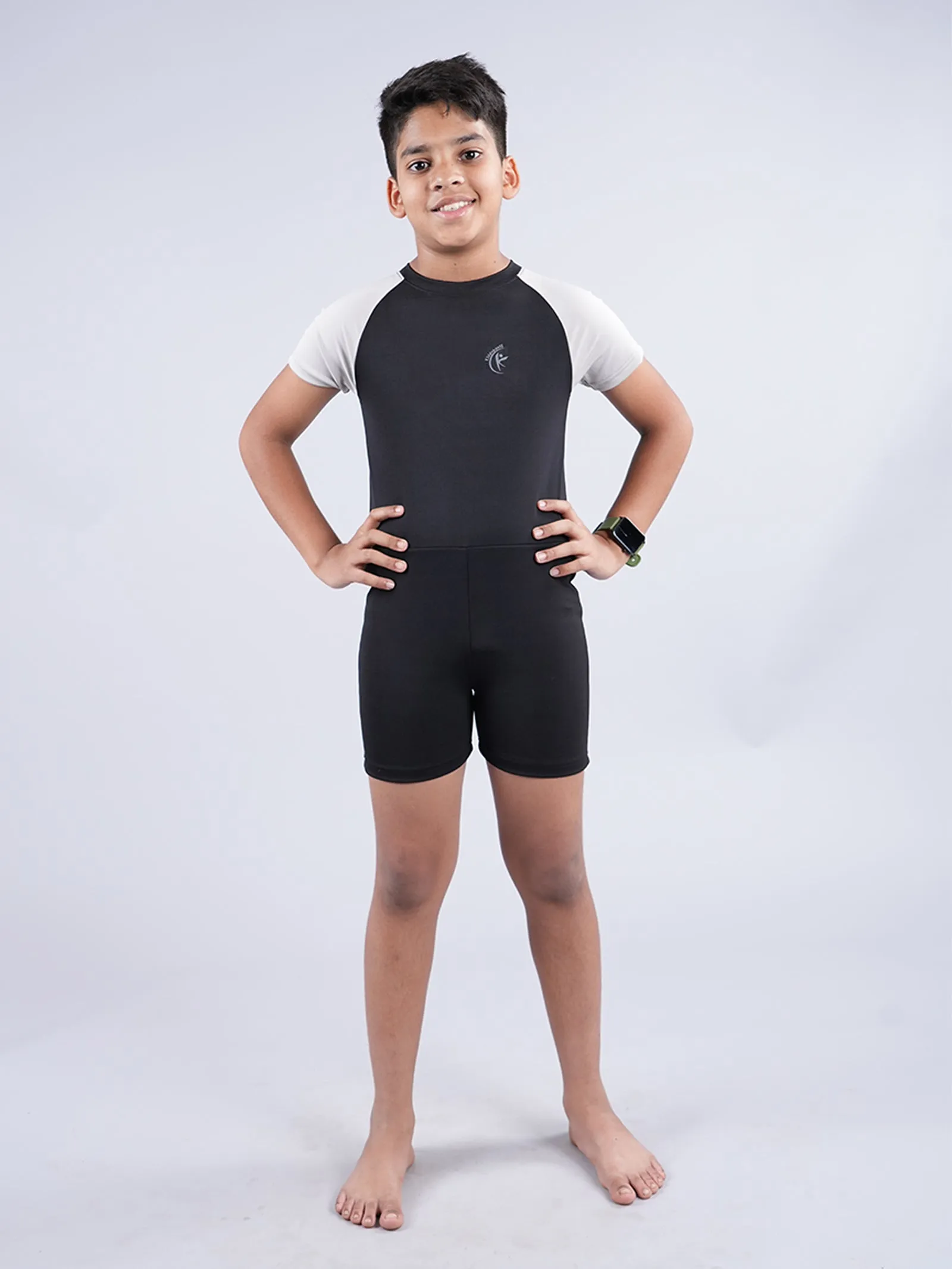 Boys & Girls Half Sleeve Mid Thigh Length Swim Suit