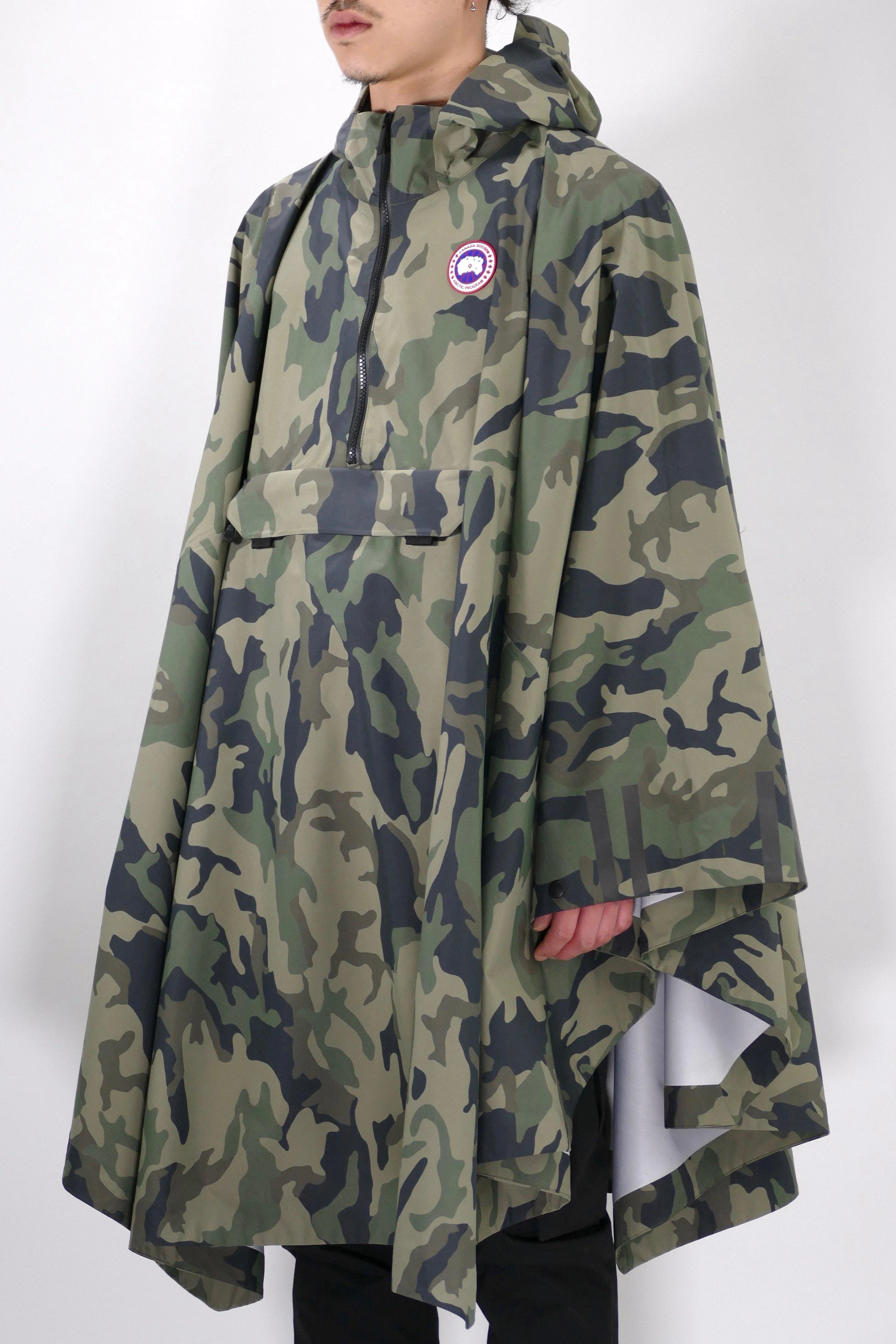 Canada Goose Mens Rain Poncho Field - Camo