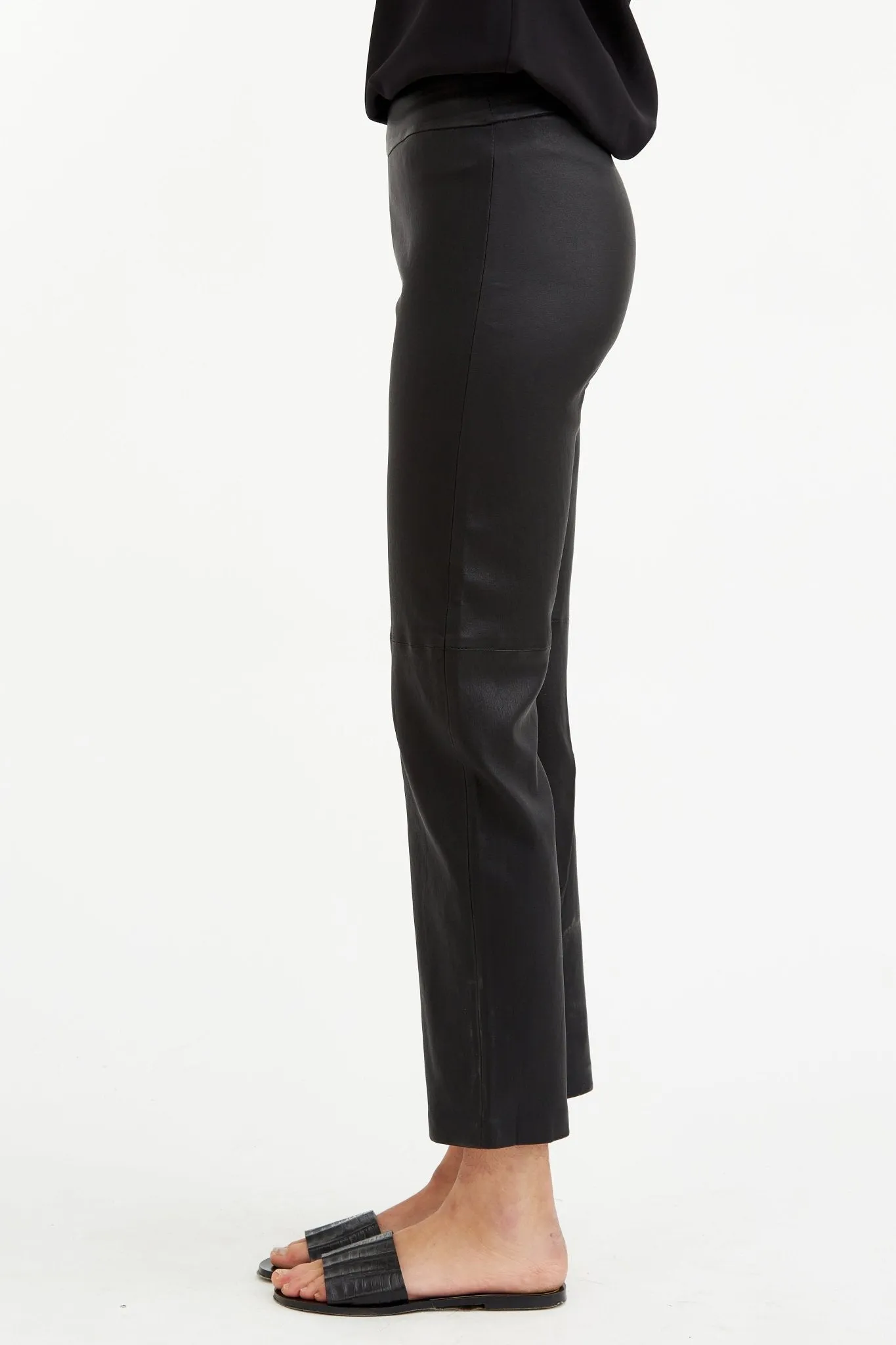 CATERINA ANKLE STRAIGHT LEG PANT IN STRETCH LEATHER