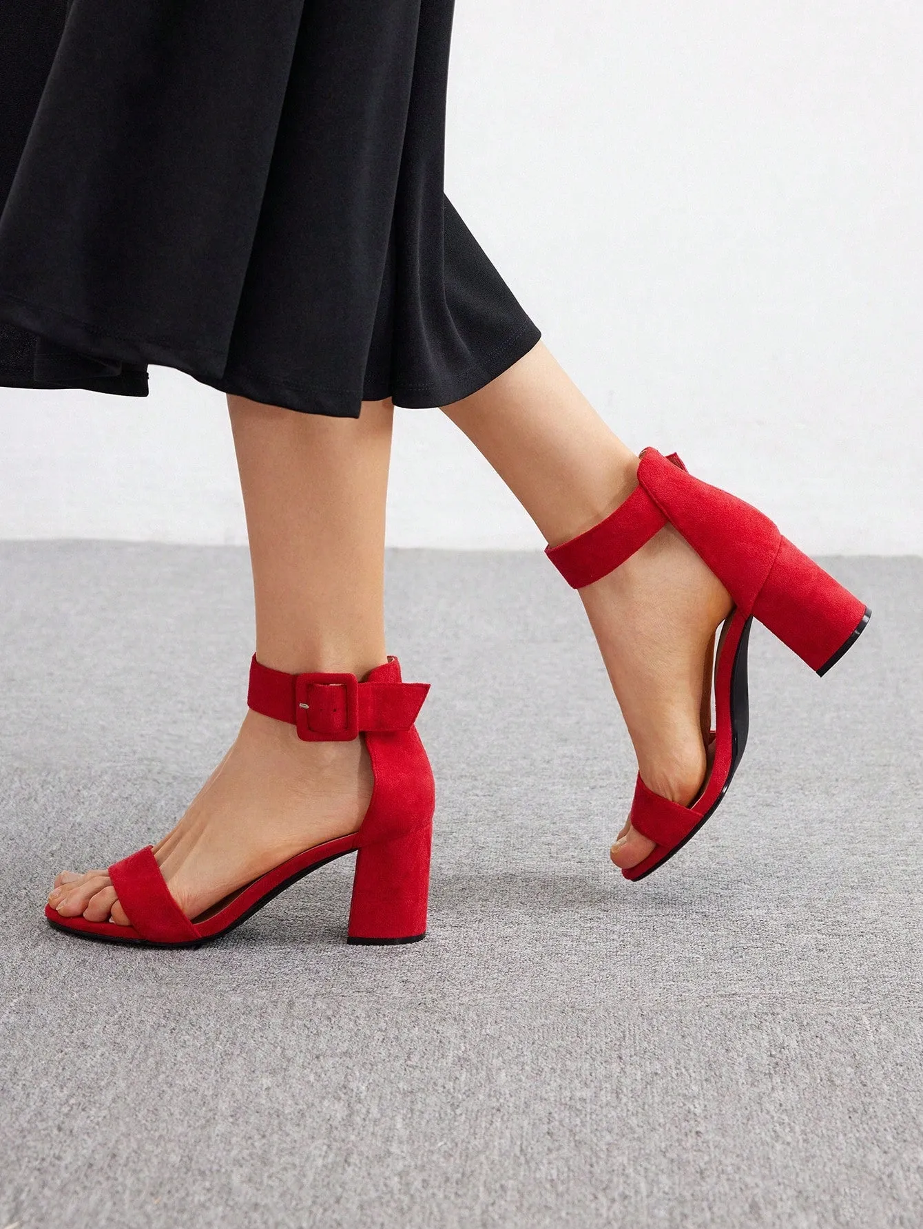 CUCCOO BIZCHIC Women's Fashionable Red Suede-Like Ankle Strap Chunky High-Heeled Sandals, Suitable For Commuting And Various Occasions Such As A Date Or Party