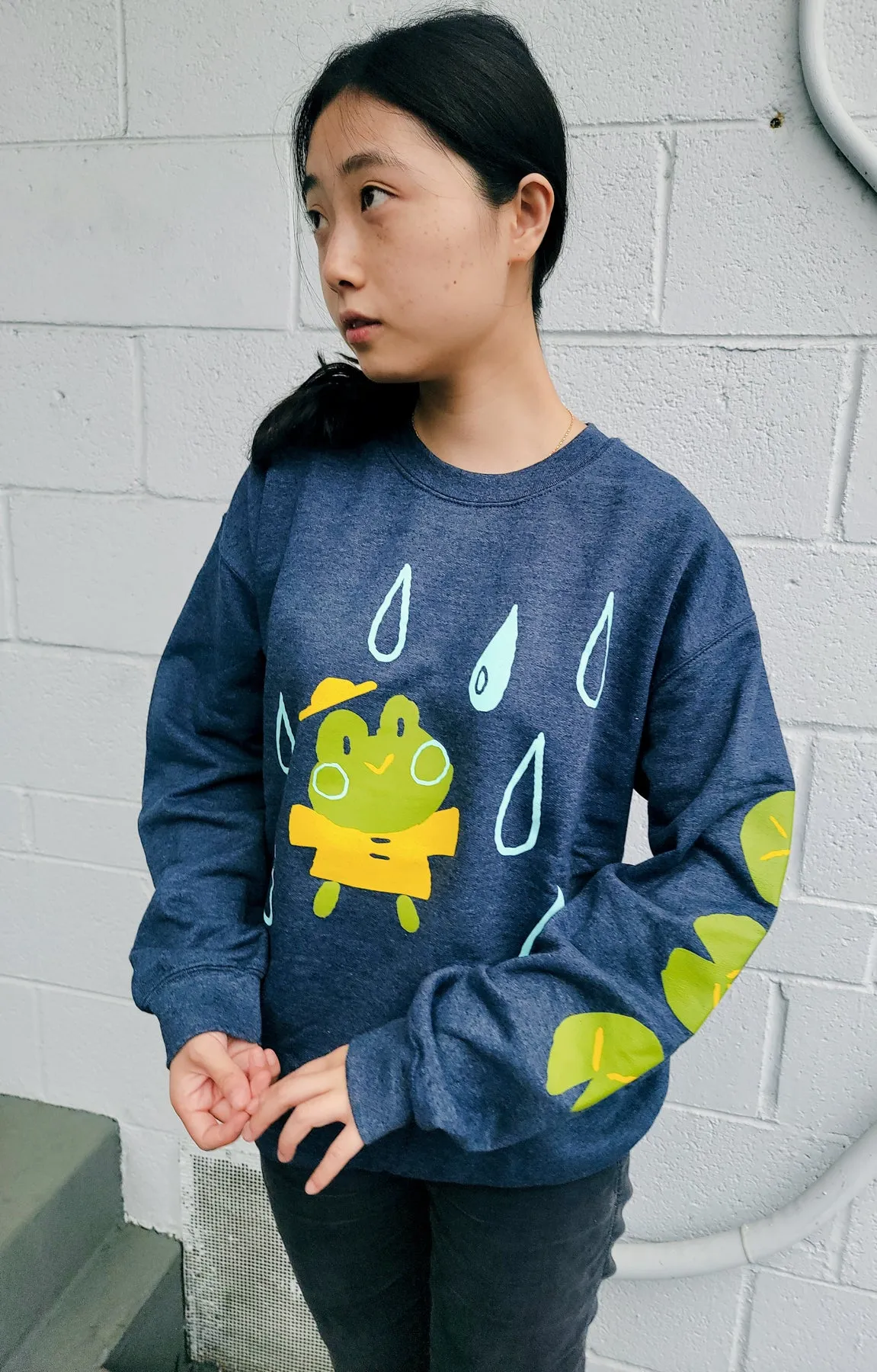 FROG RAIN sweater