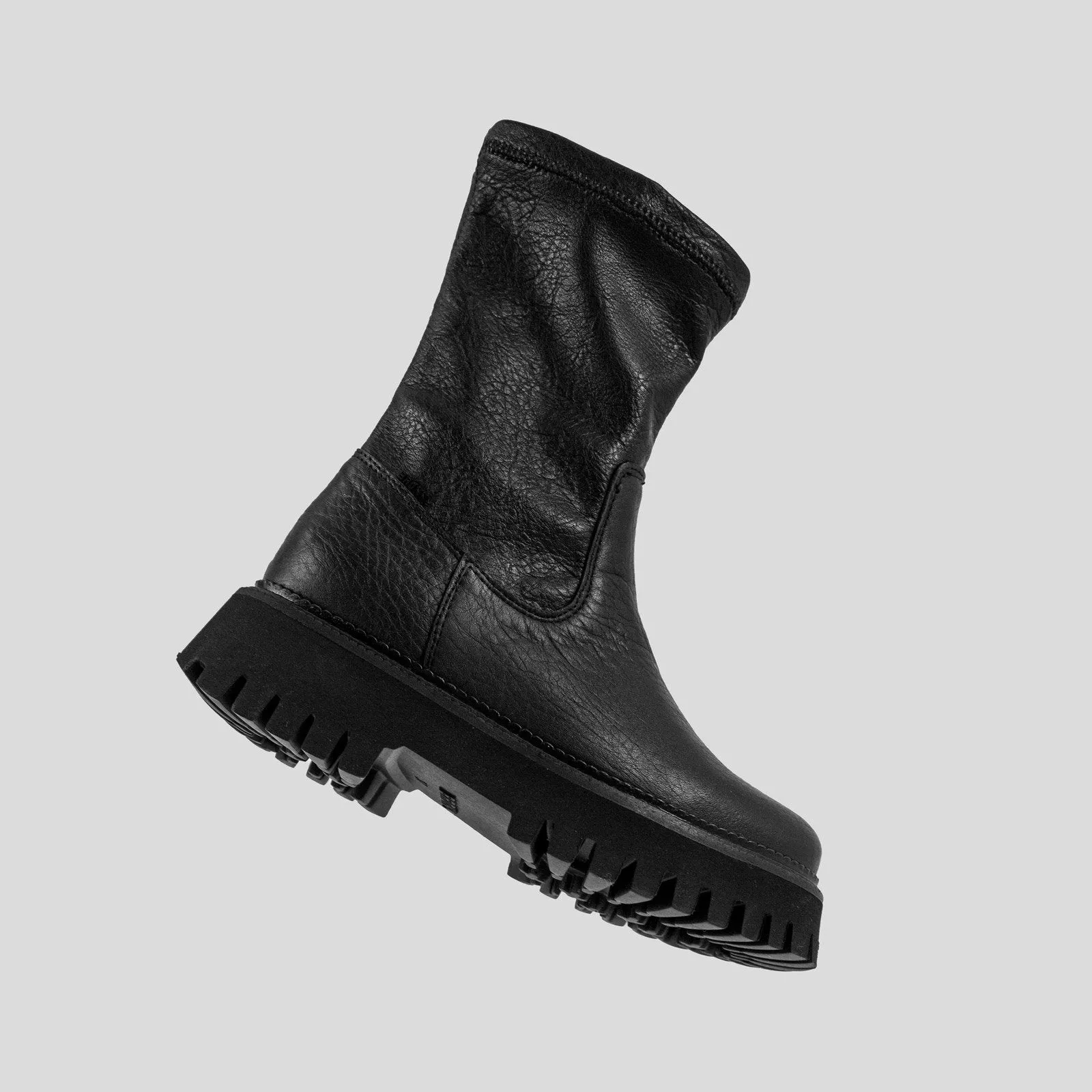 Groovy Stretch Black Chelsea Boots