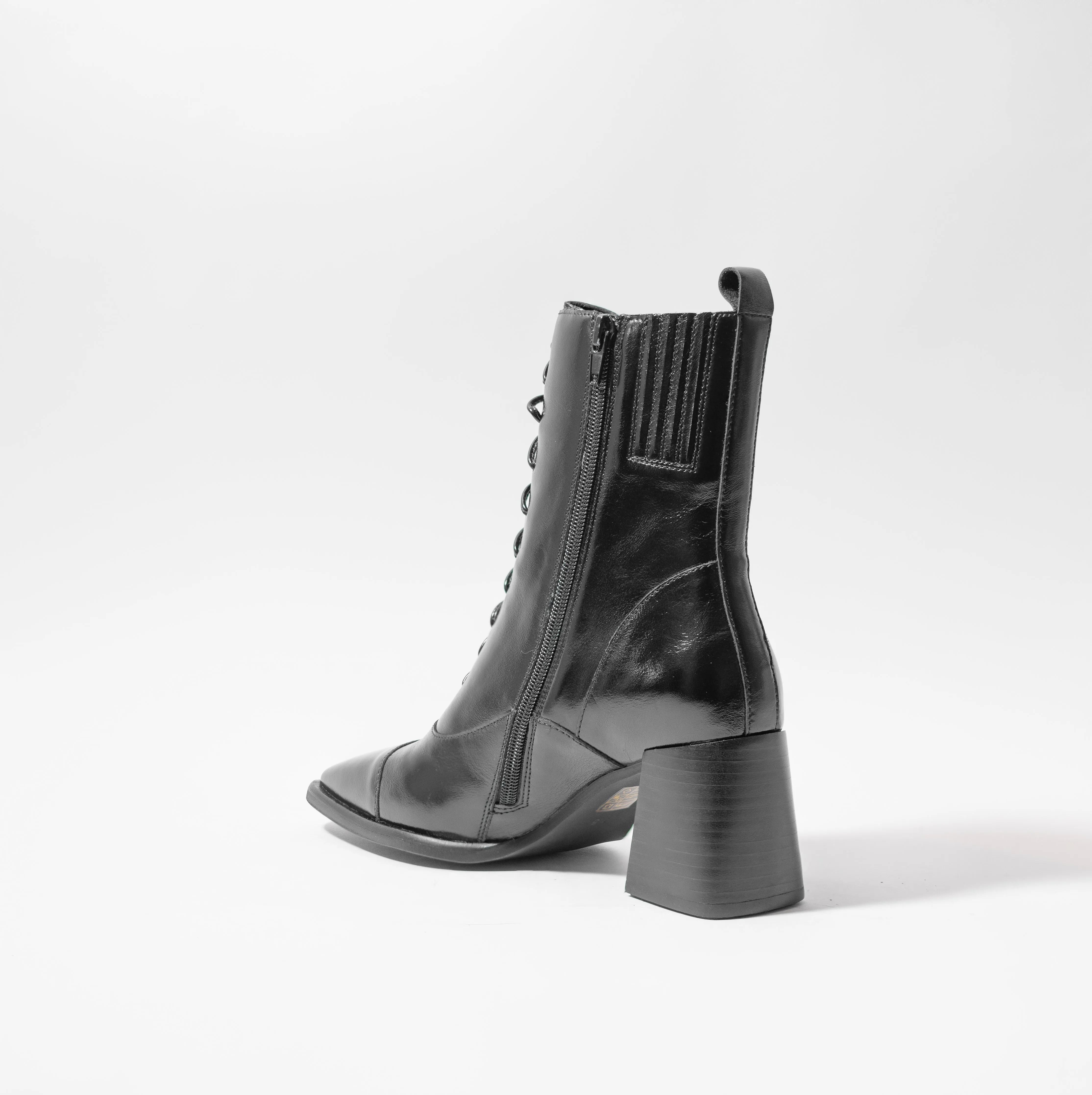 JEFFREY CAMPBELL WESTYN - SH ANKLE TIE BOOT