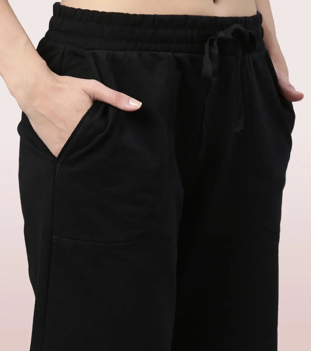 Relax Bermuda | Knee Length Shorts With Adjustable Waistband & Pockets