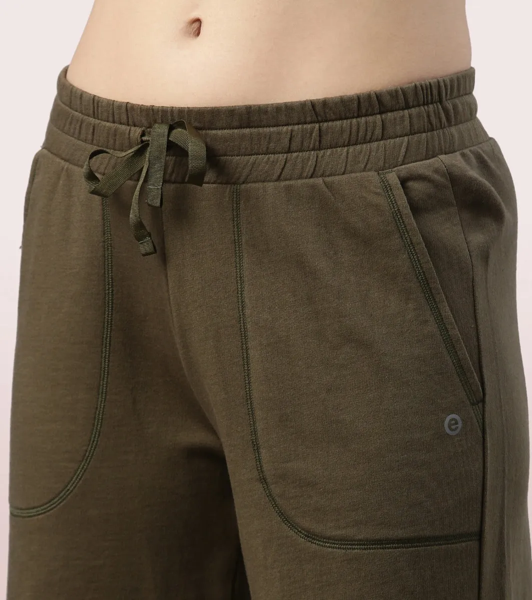 Relax Bermuda | Knee Length Shorts With Adjustable Waistband & Pockets