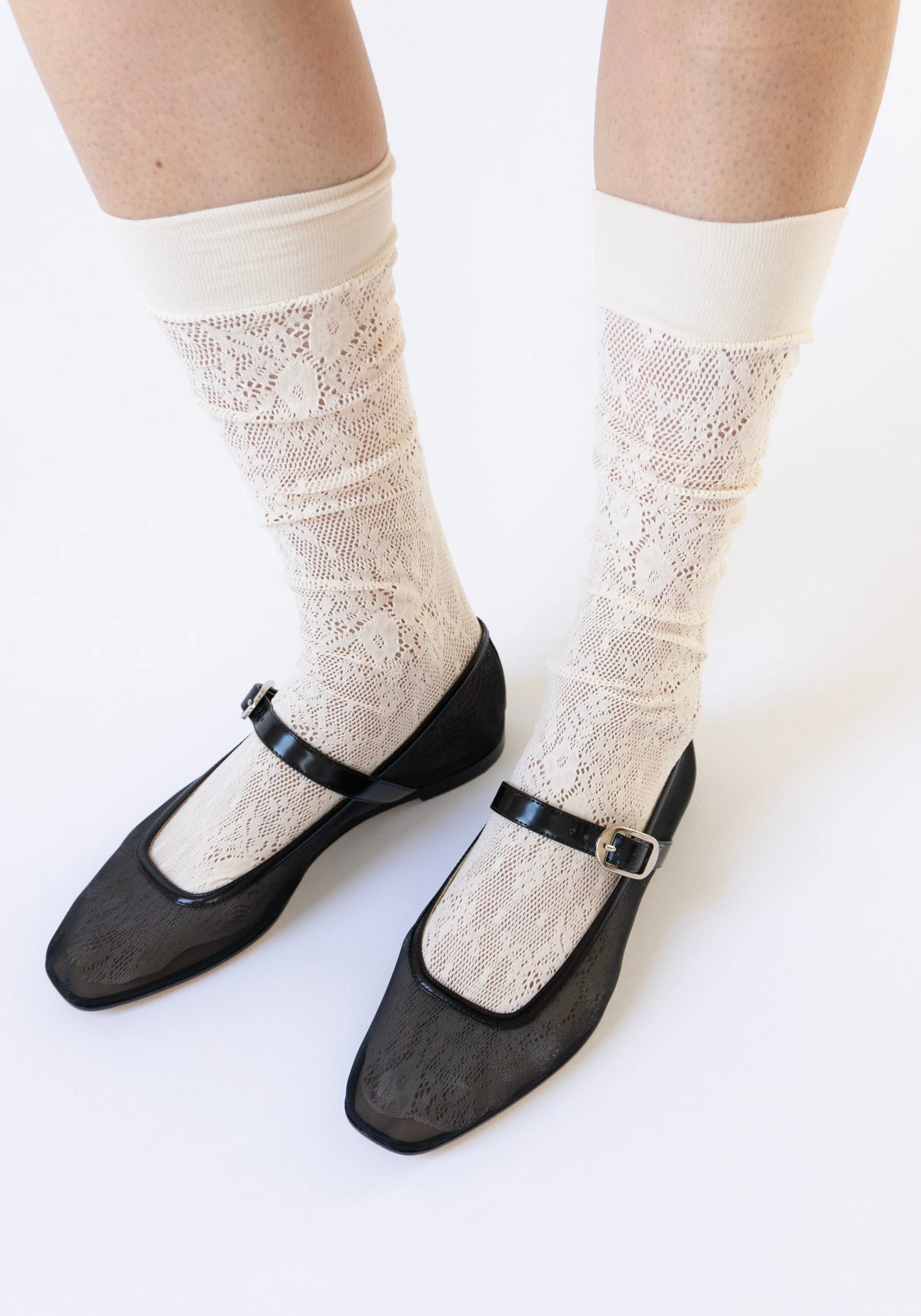 Rosa Lace Knee-Highs in Ivory