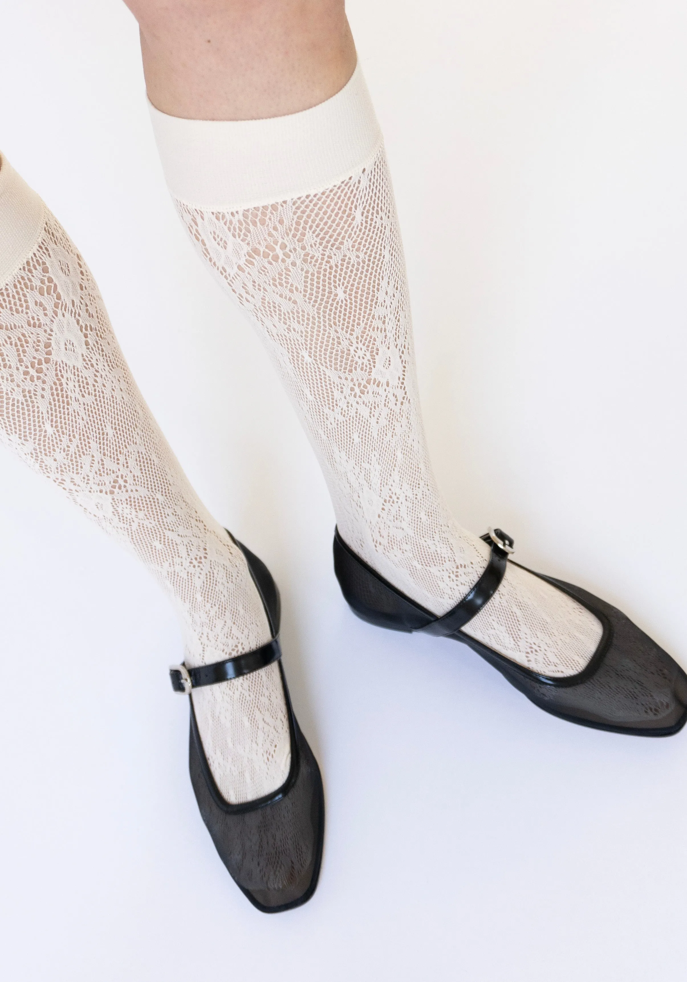 Rosa Lace Knee-Highs in Ivory